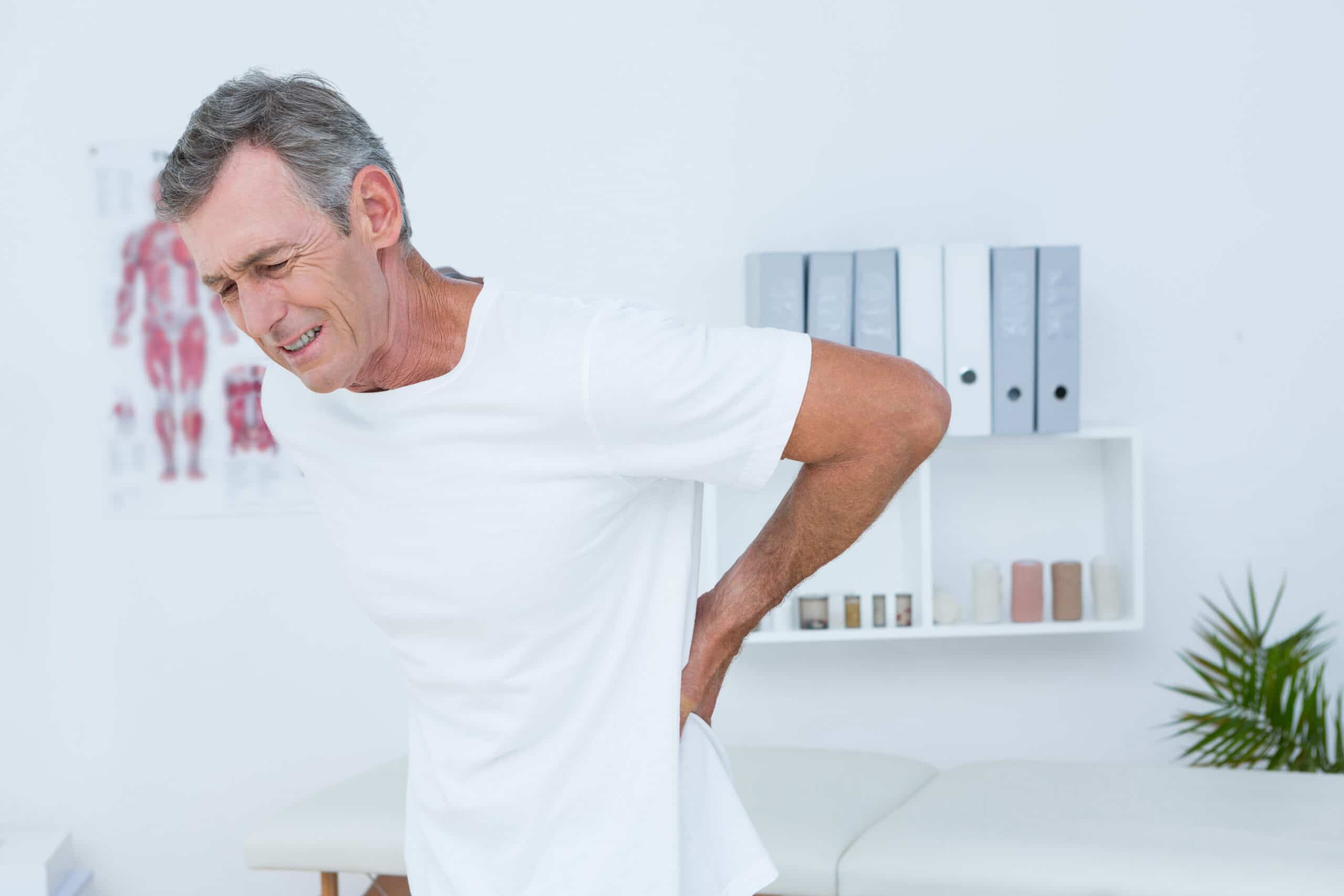 Mid back pain treatment at Grace Medical chiropractic clinic North Fort Myers